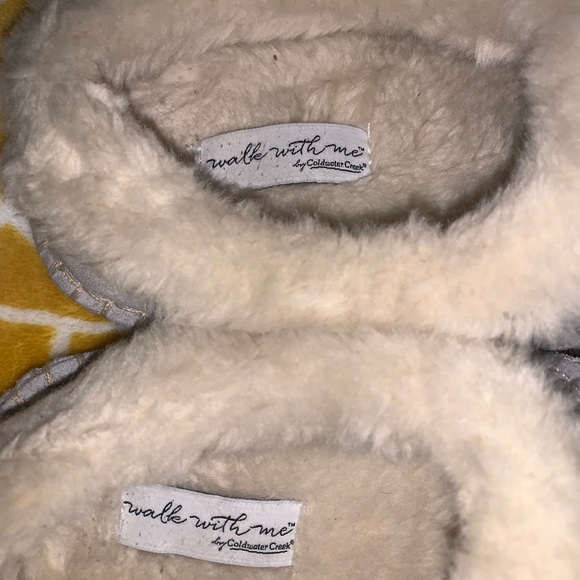 Cold Water Creek Shearling Lined Cozy Slippers.. Sz 7. EUC! - Picture 9 of 10